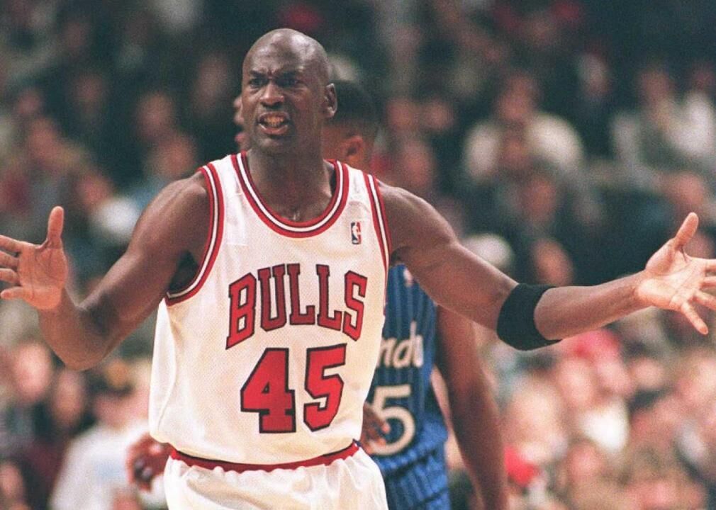 1995: Michael Jordan returns